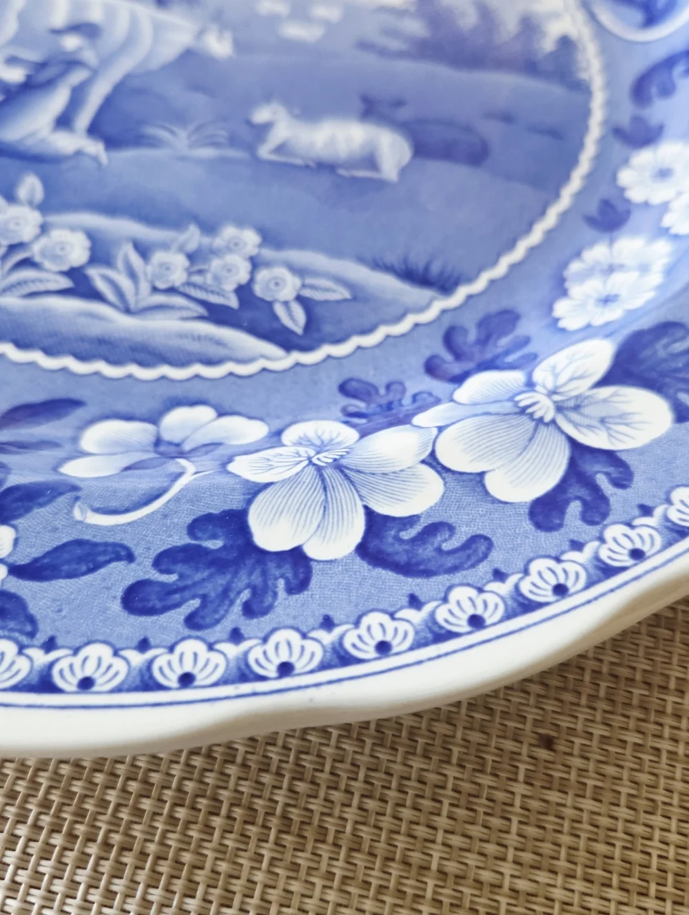 Spode Blue Room Collection Milkmaid Dinner Plate